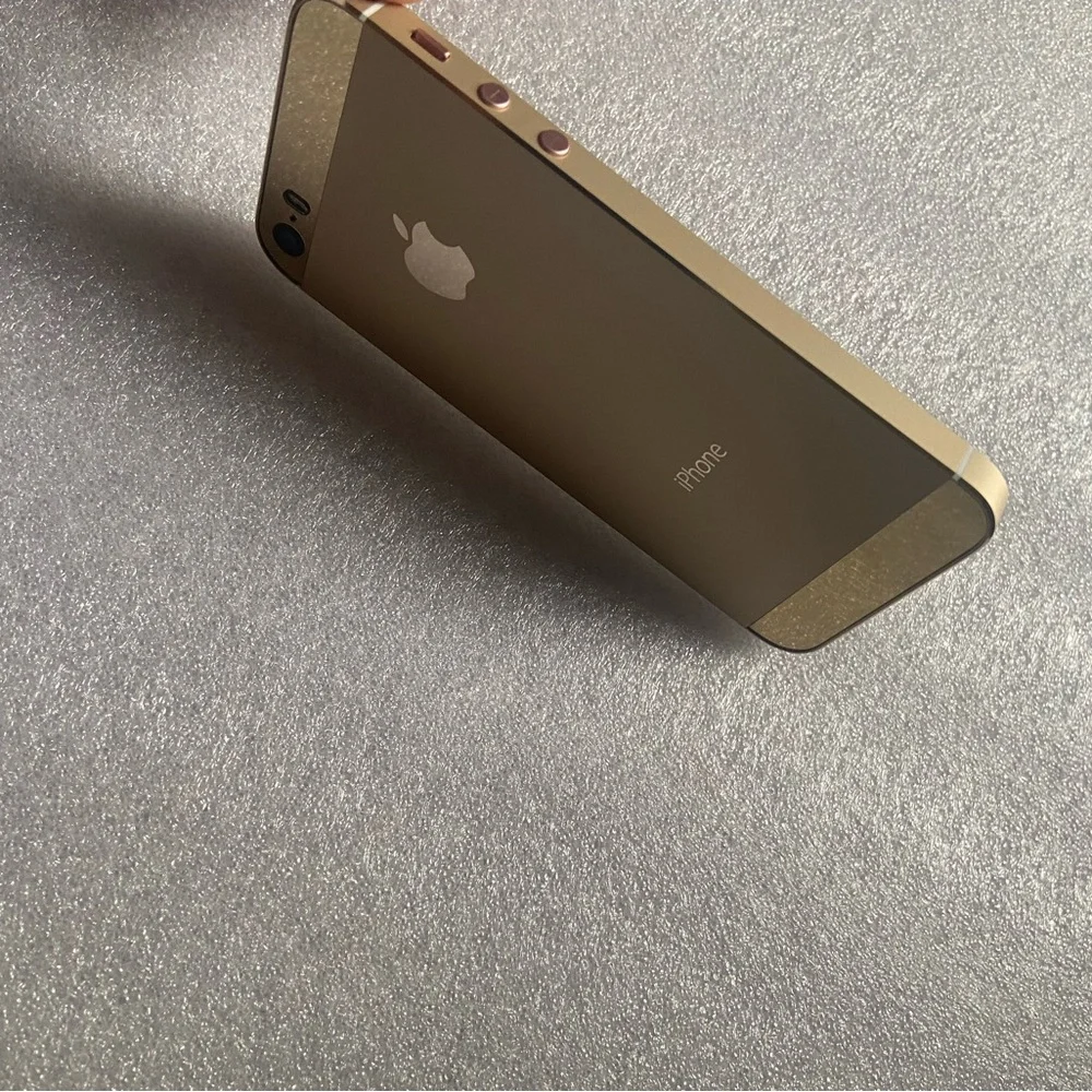 iPhone SE 64GB Custom Mirror Gold Housing + Gold Top /Bottom Glass+White Screen